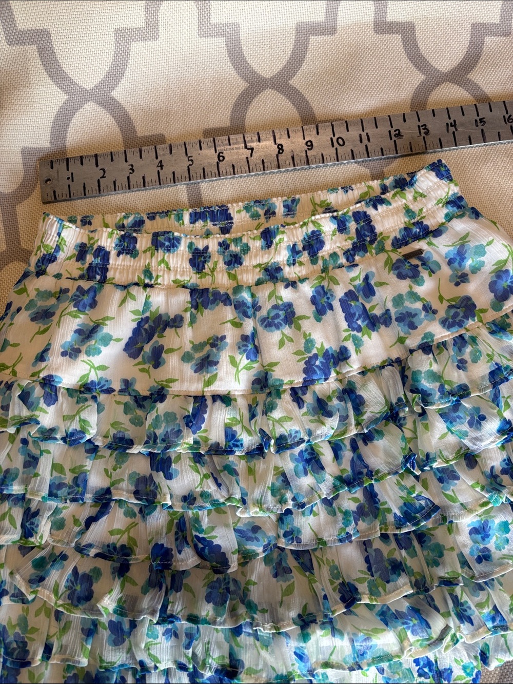 Hollister Blue & White Mini Skirt with Blue Floral Ruffles - Picture 6 of 11